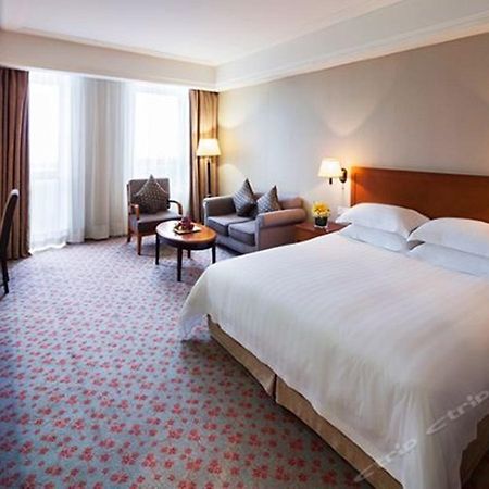 Highton Hotel เซี่ยงไฮ้ ภายนอก รูปภาพ